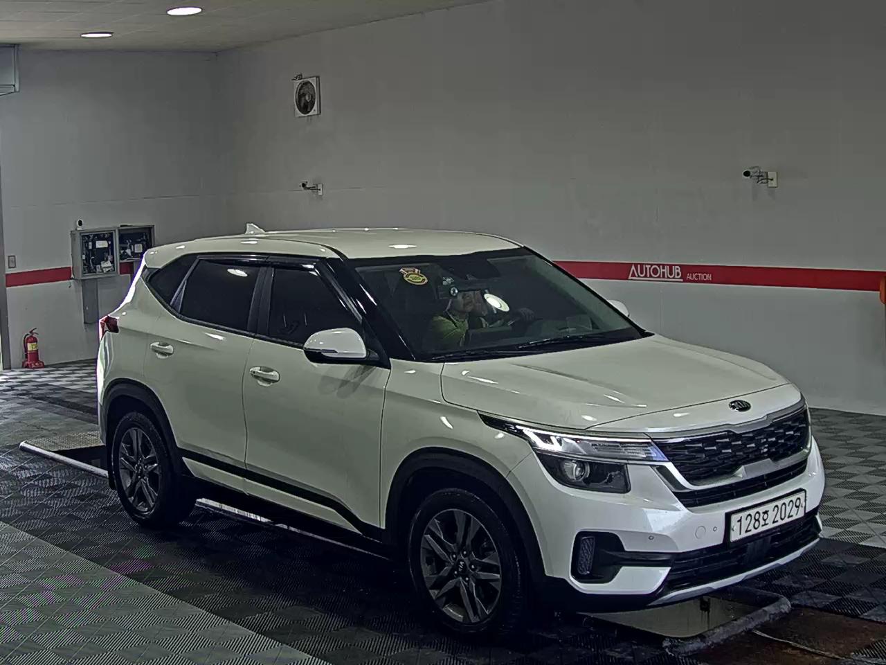 2020 - kia seltos