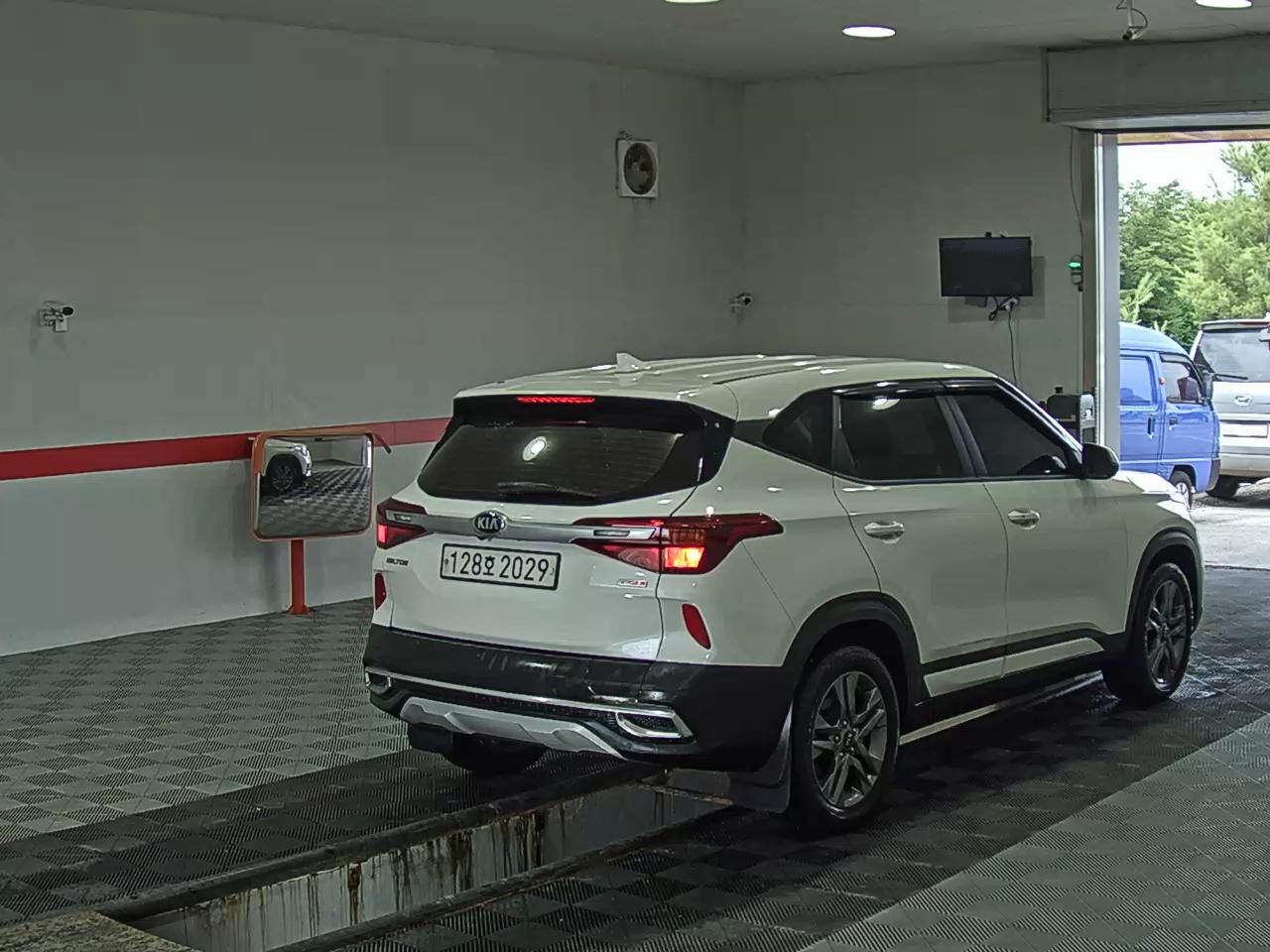 2020 - kia seltos