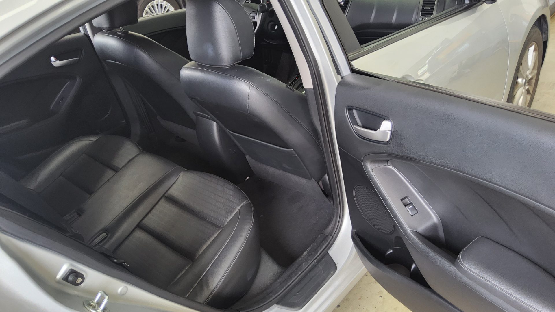 2016 - kia k3