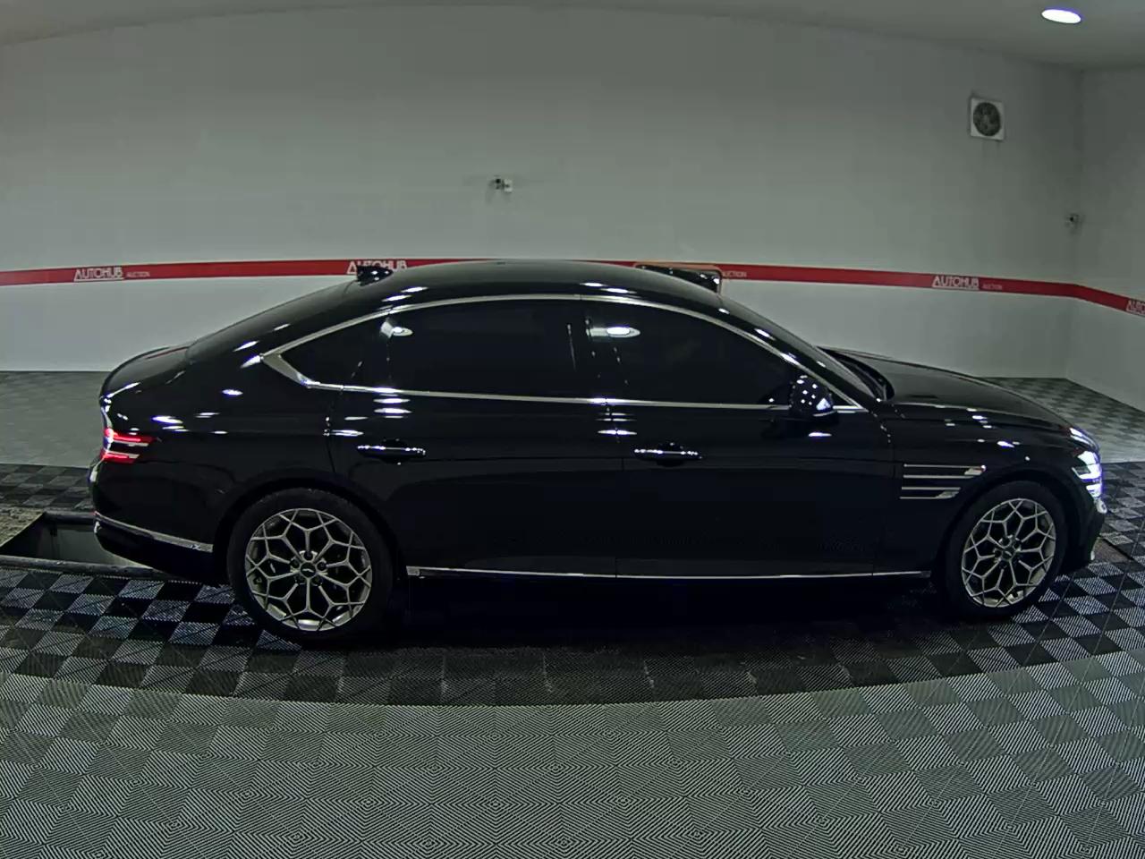 2022 - genesis g80
