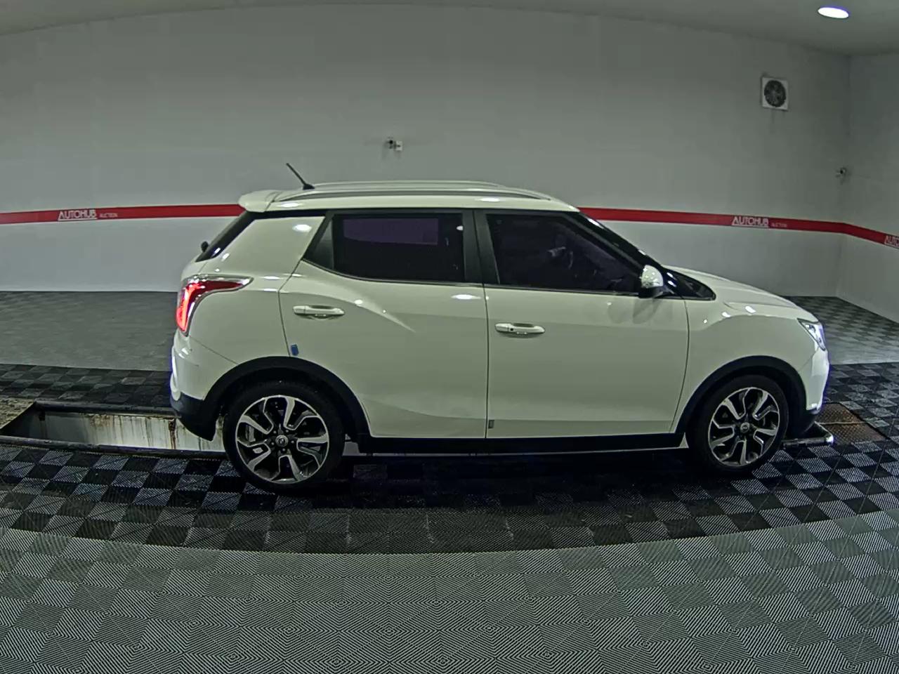 2016 - ssangyong tivoli
