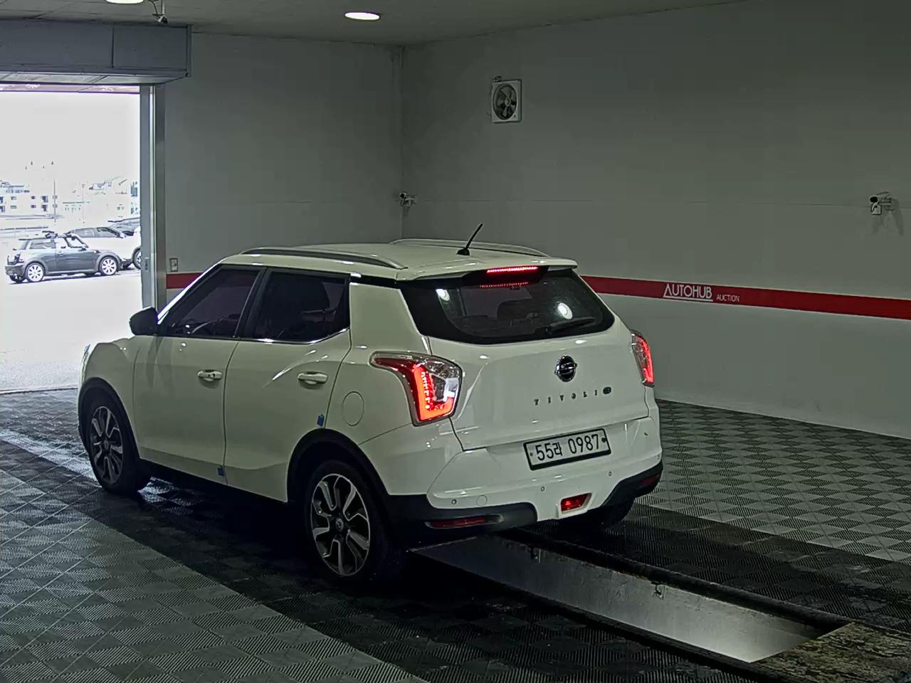 2016 - ssangyong tivoli
