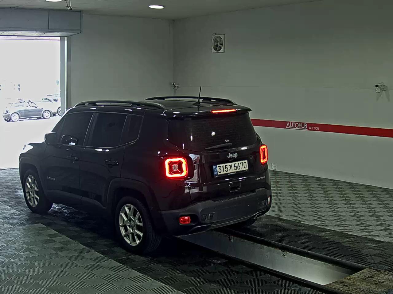 2021 - jeep renegade