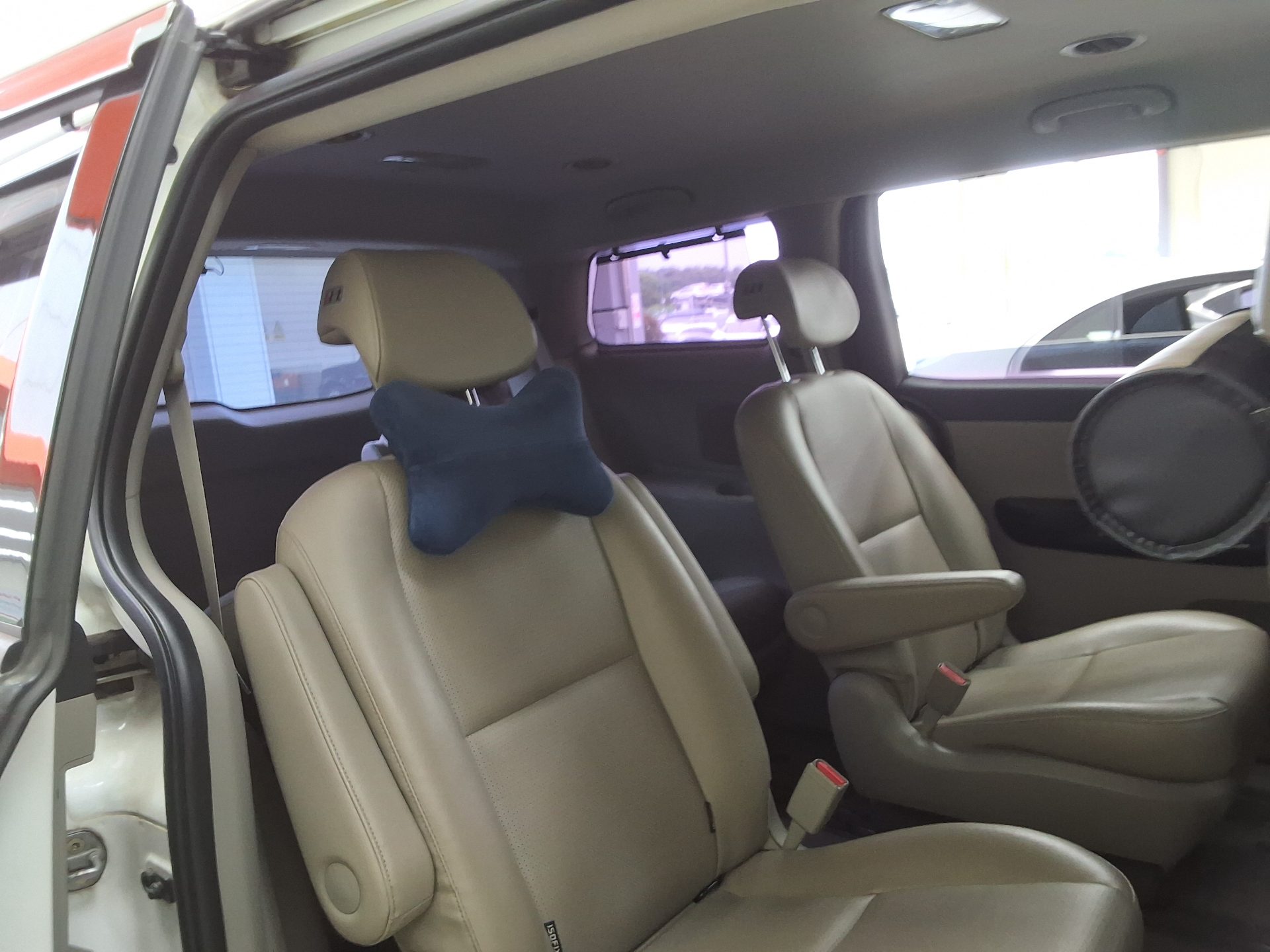 2019 - kia carnival