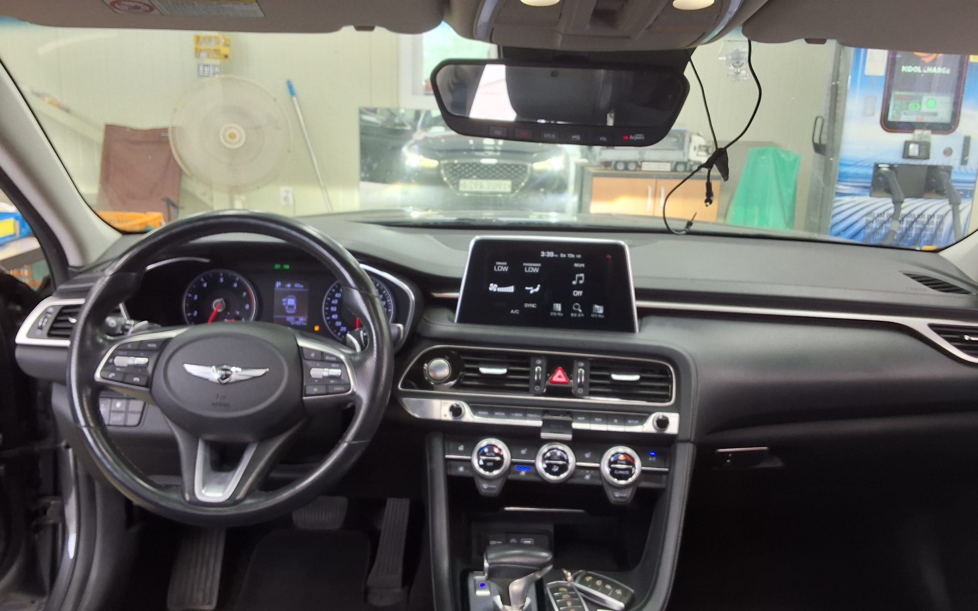 2019 - genesis g70