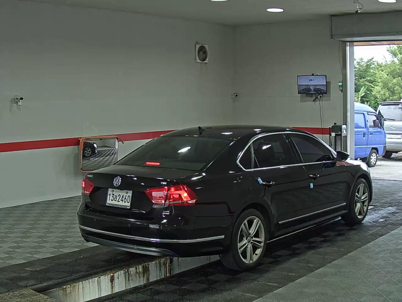 2013 - volkswagen passat