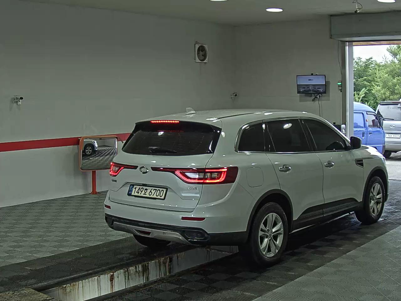 2021 - renault qm6