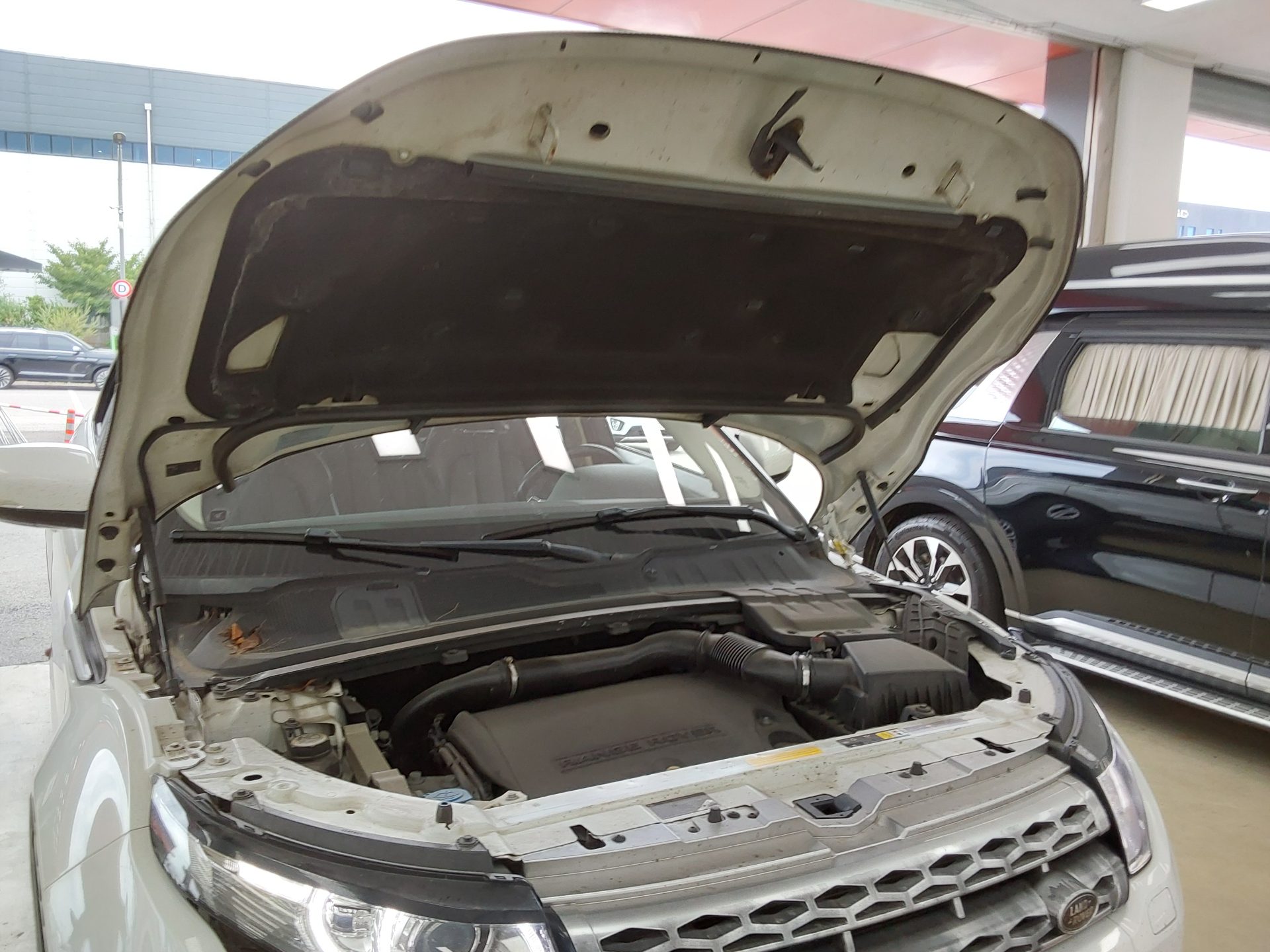 2013 - land rover range rover