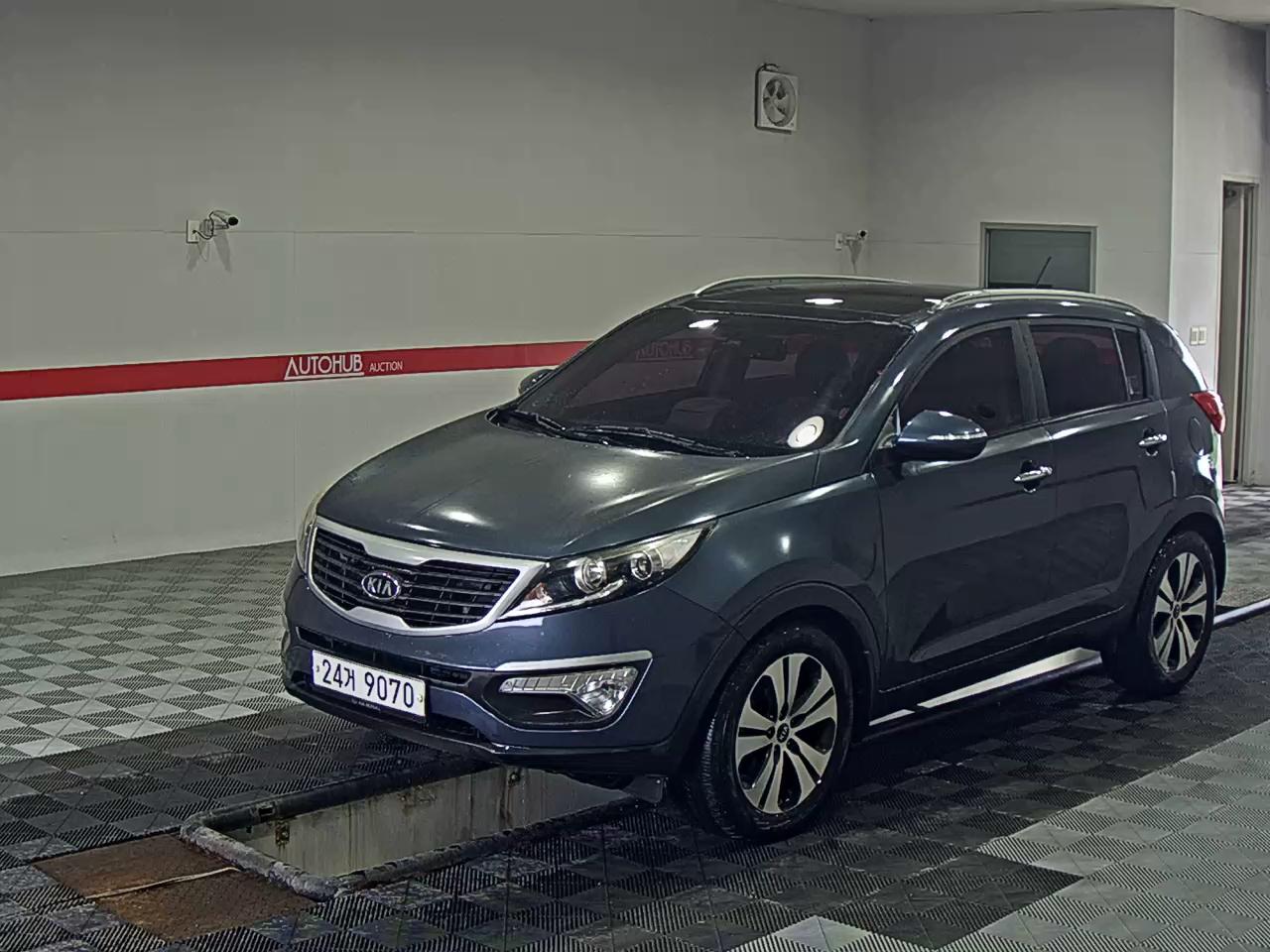 KIA SPORTAGE R TLX MODEL