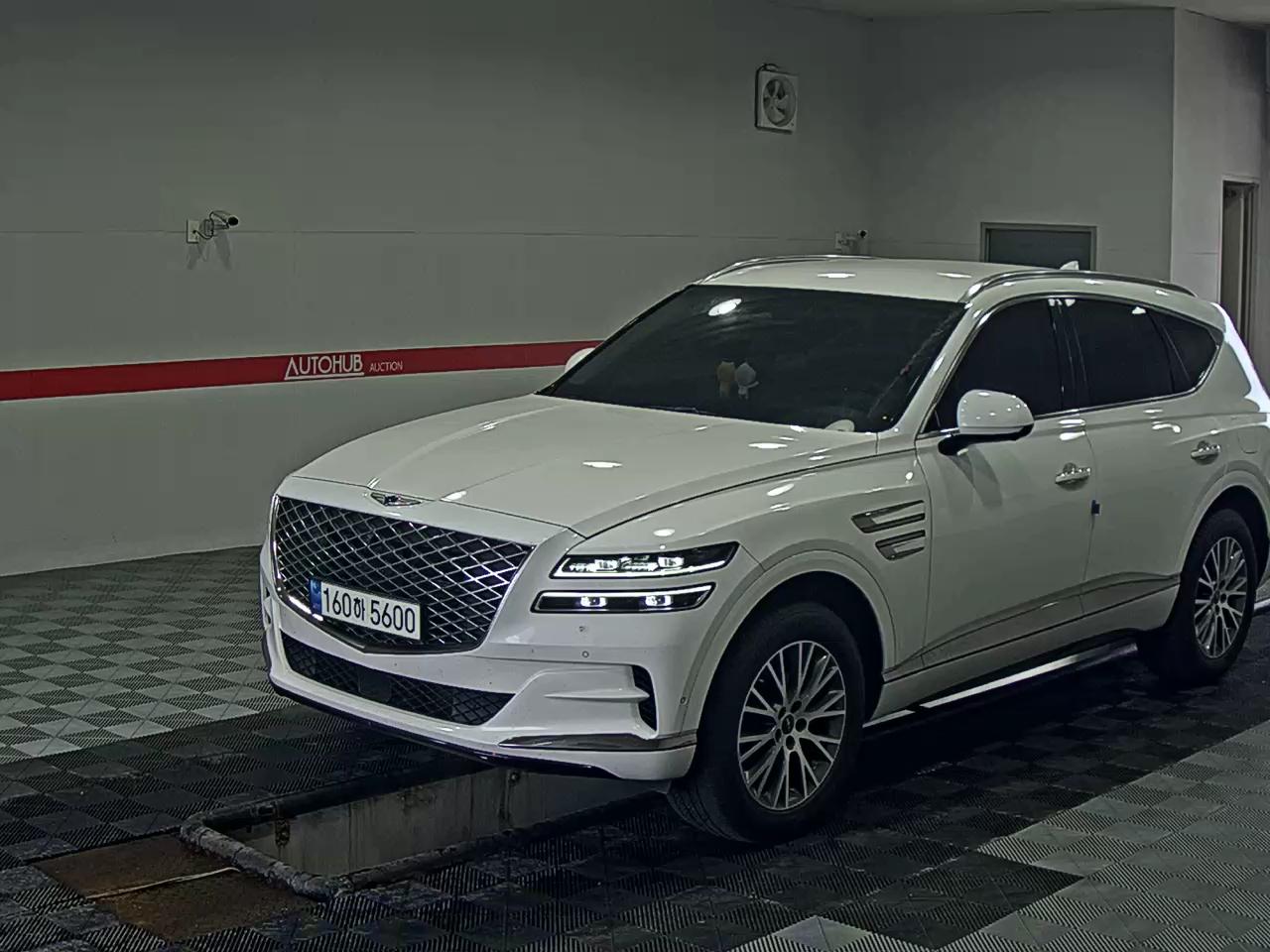 2021 - genesis gv80