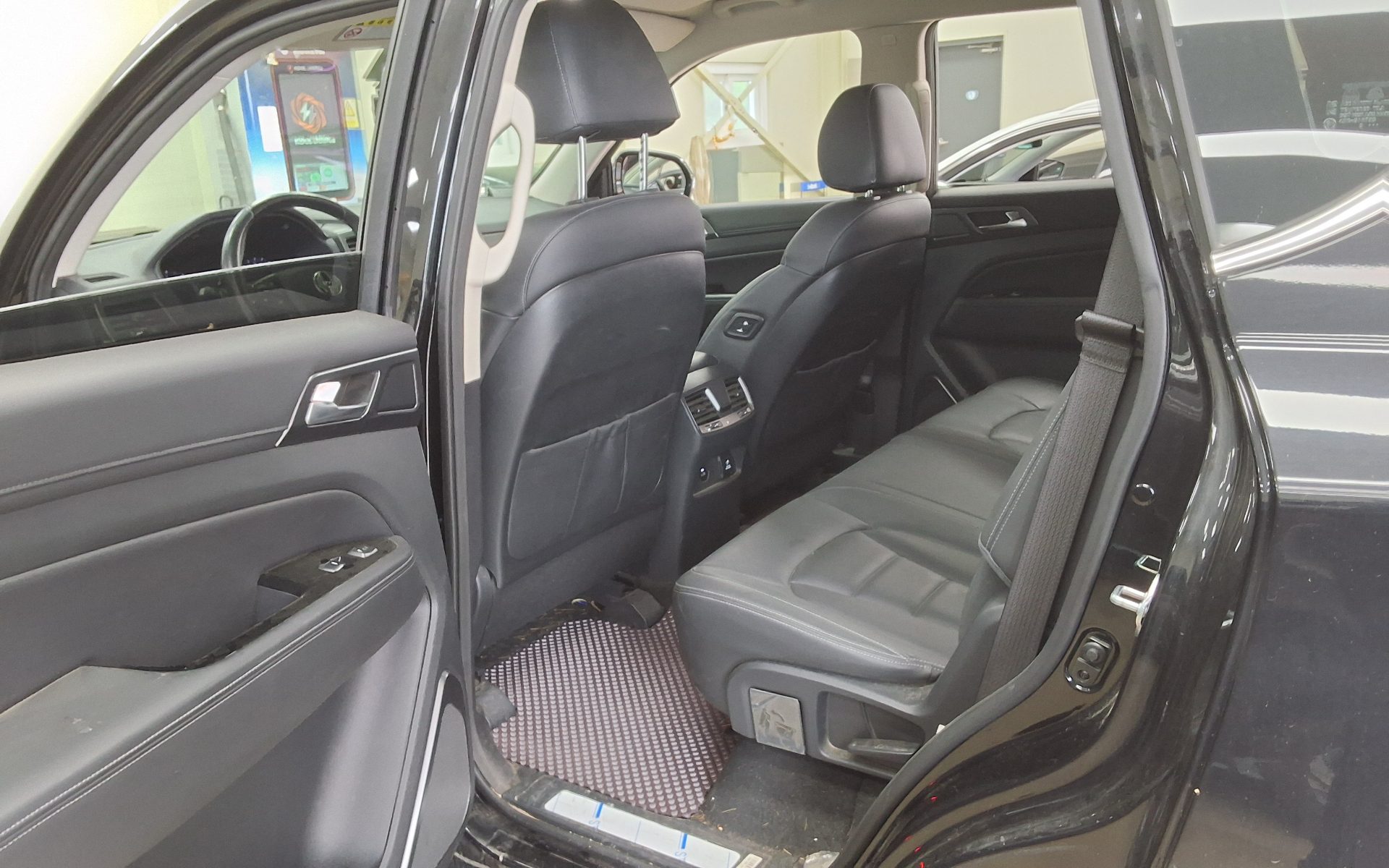 2020 - ssangyong rexton