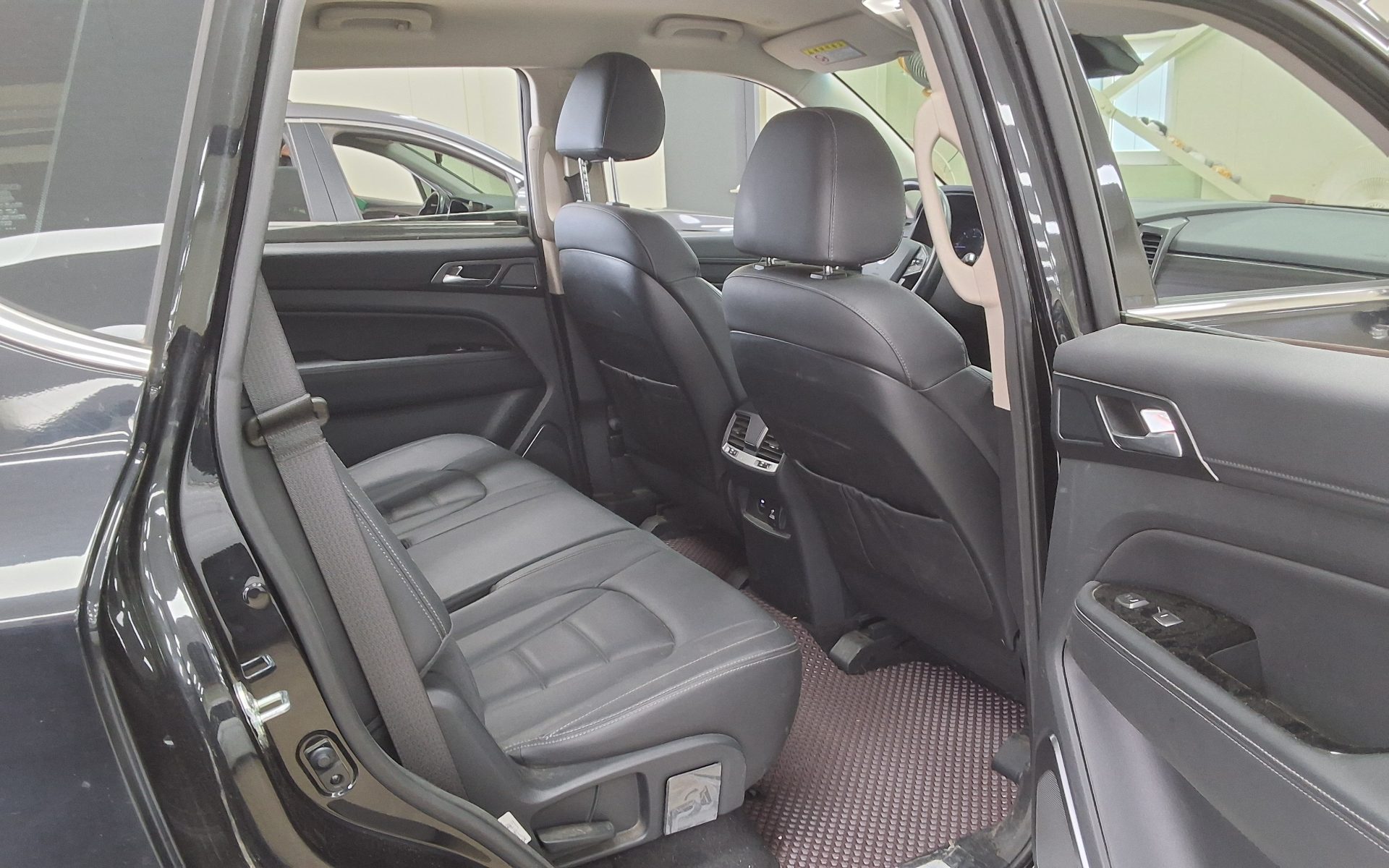 2020 - ssangyong rexton