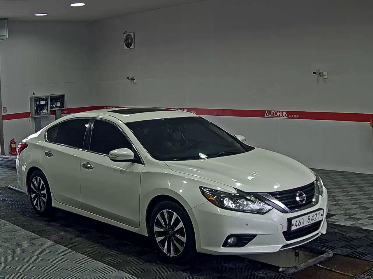 2017 - nissan altima