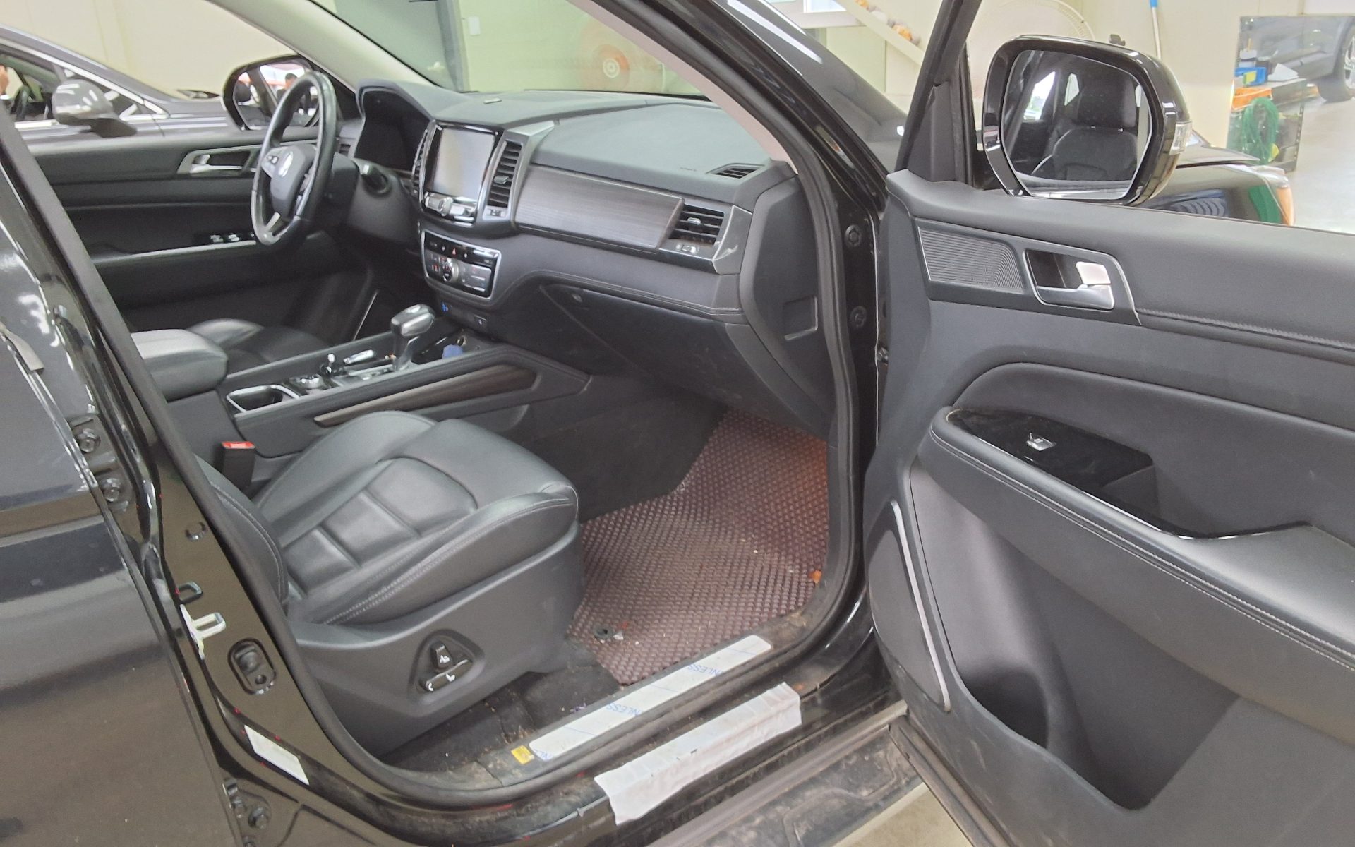 2020 - ssangyong rexton