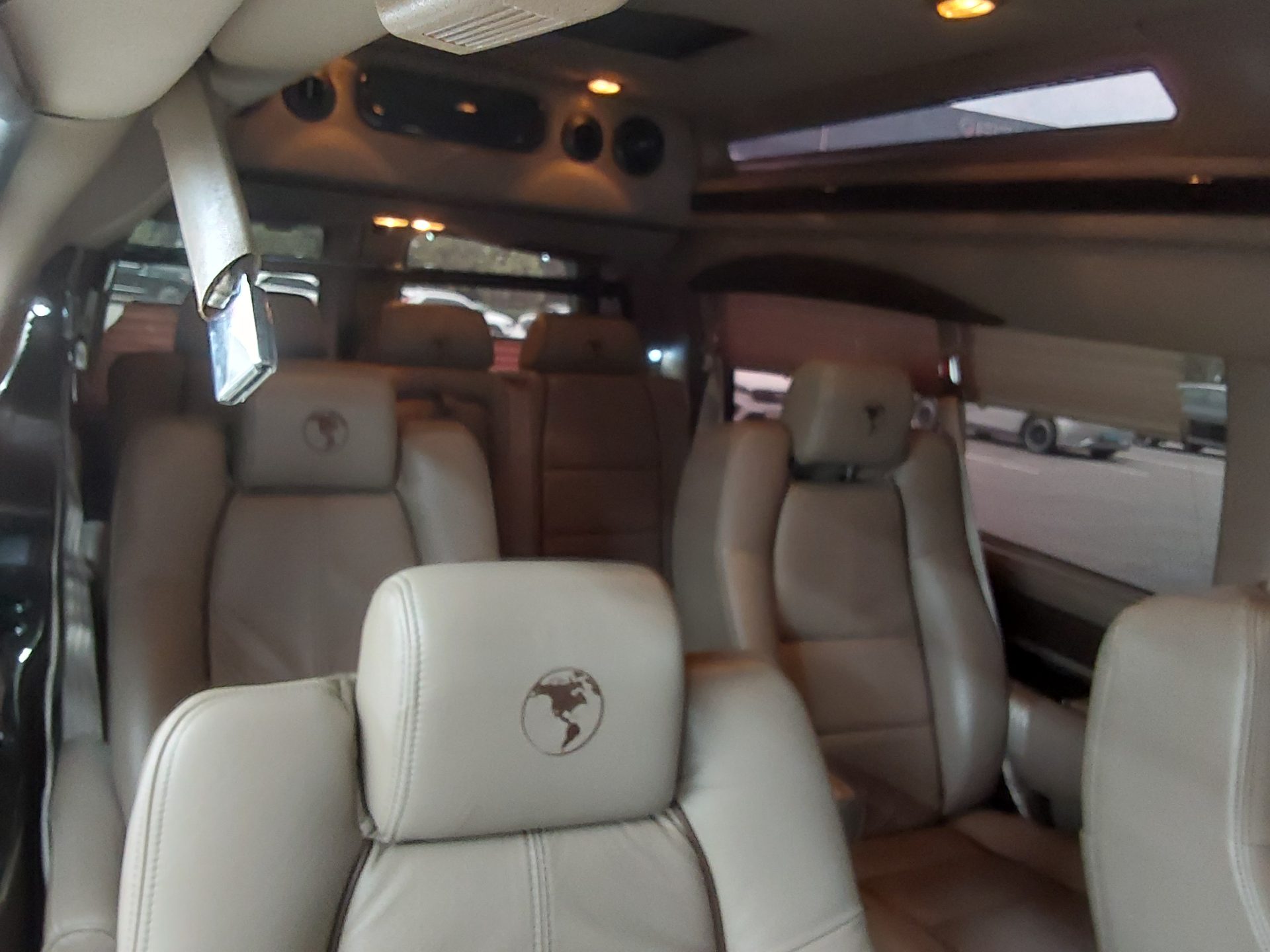 2018 - chevrolet express van