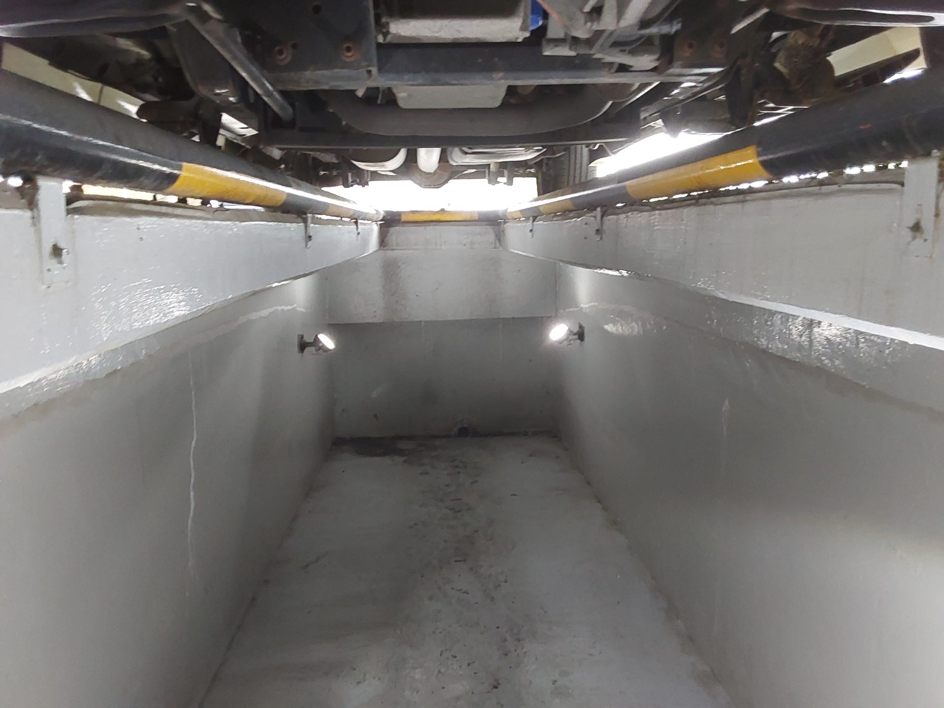 2018 - chevrolet express van