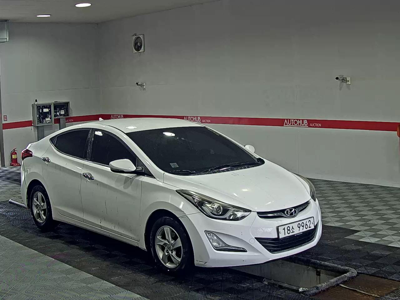 2014 - hyundai avante