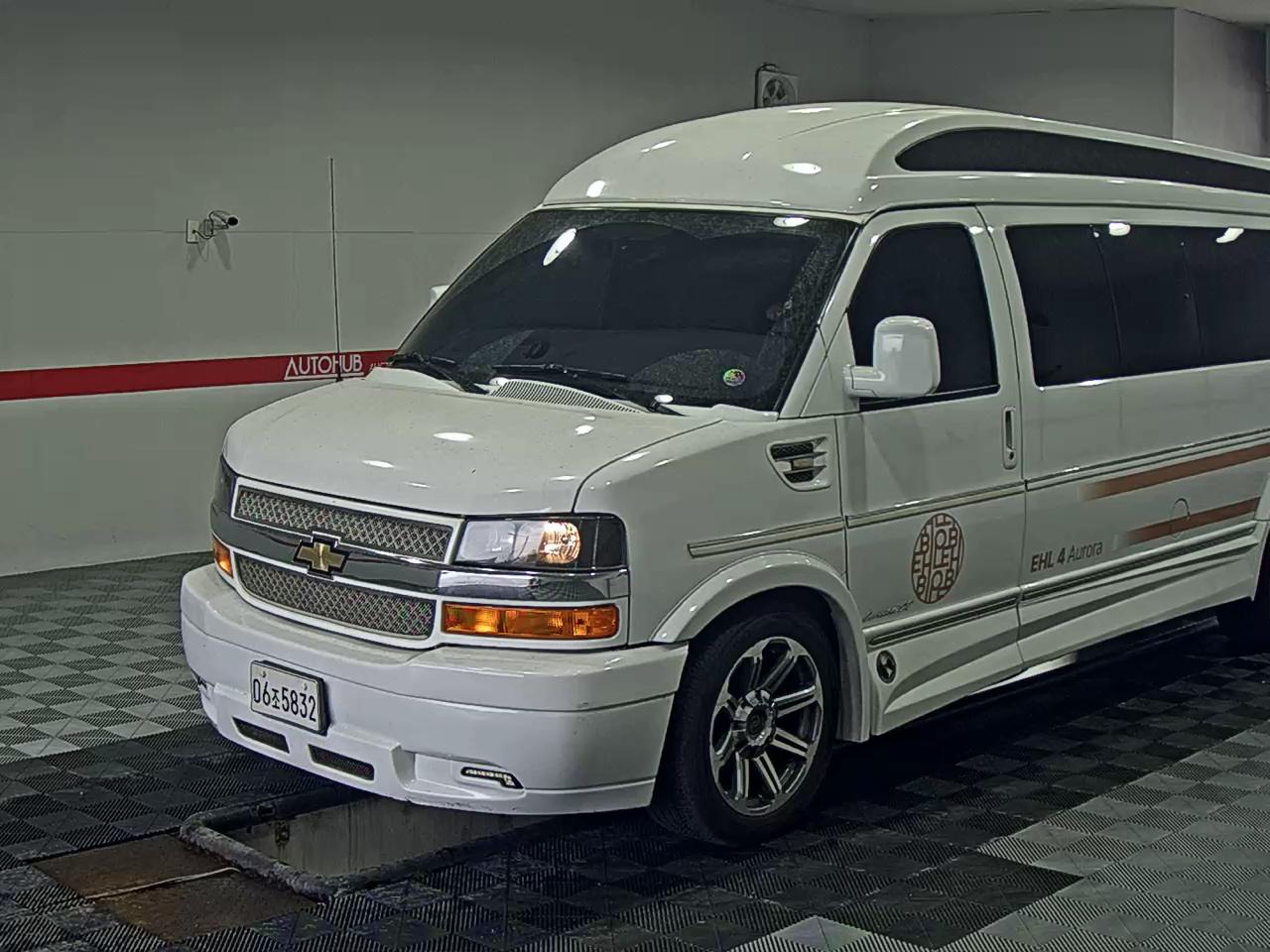 2018 - chevrolet express van