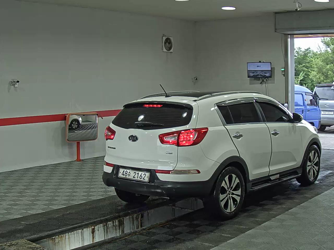 2011 - kia sportage