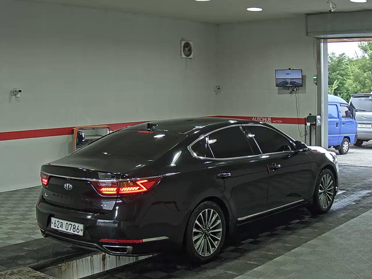2016 - kia k7