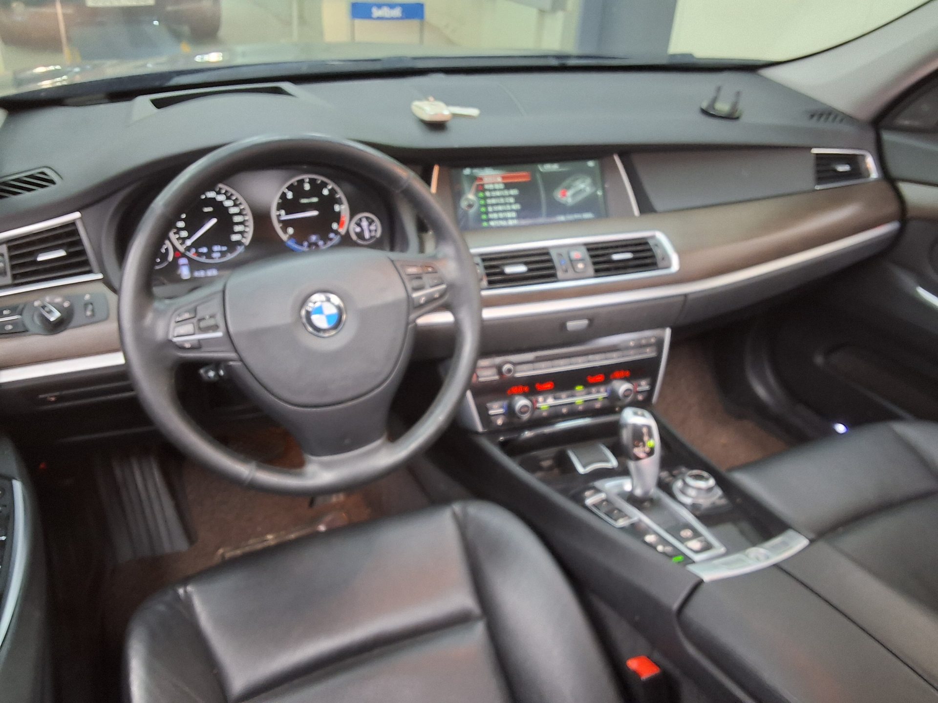 2013 - bmw gran turismo