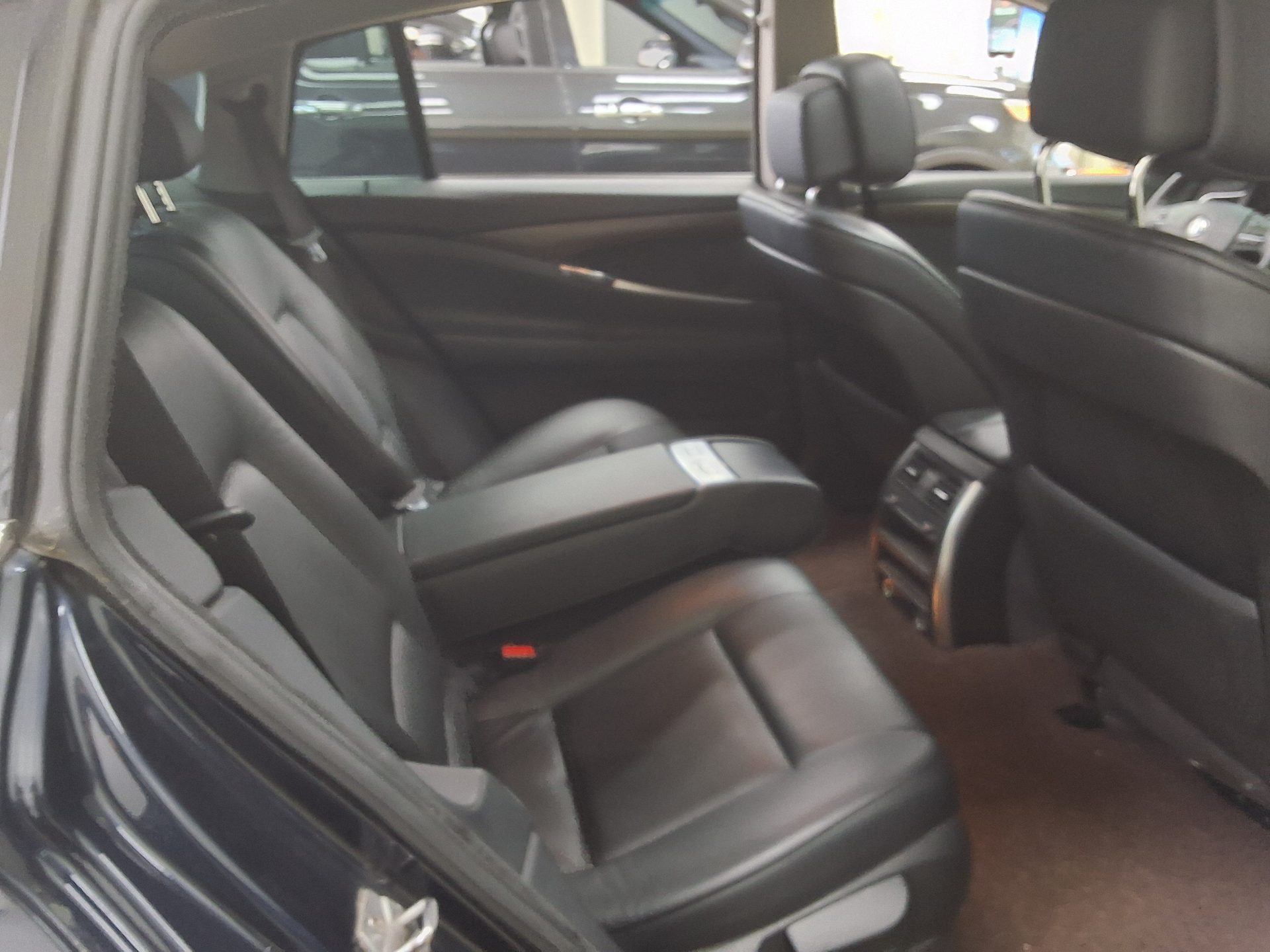 2013 - bmw gran turismo