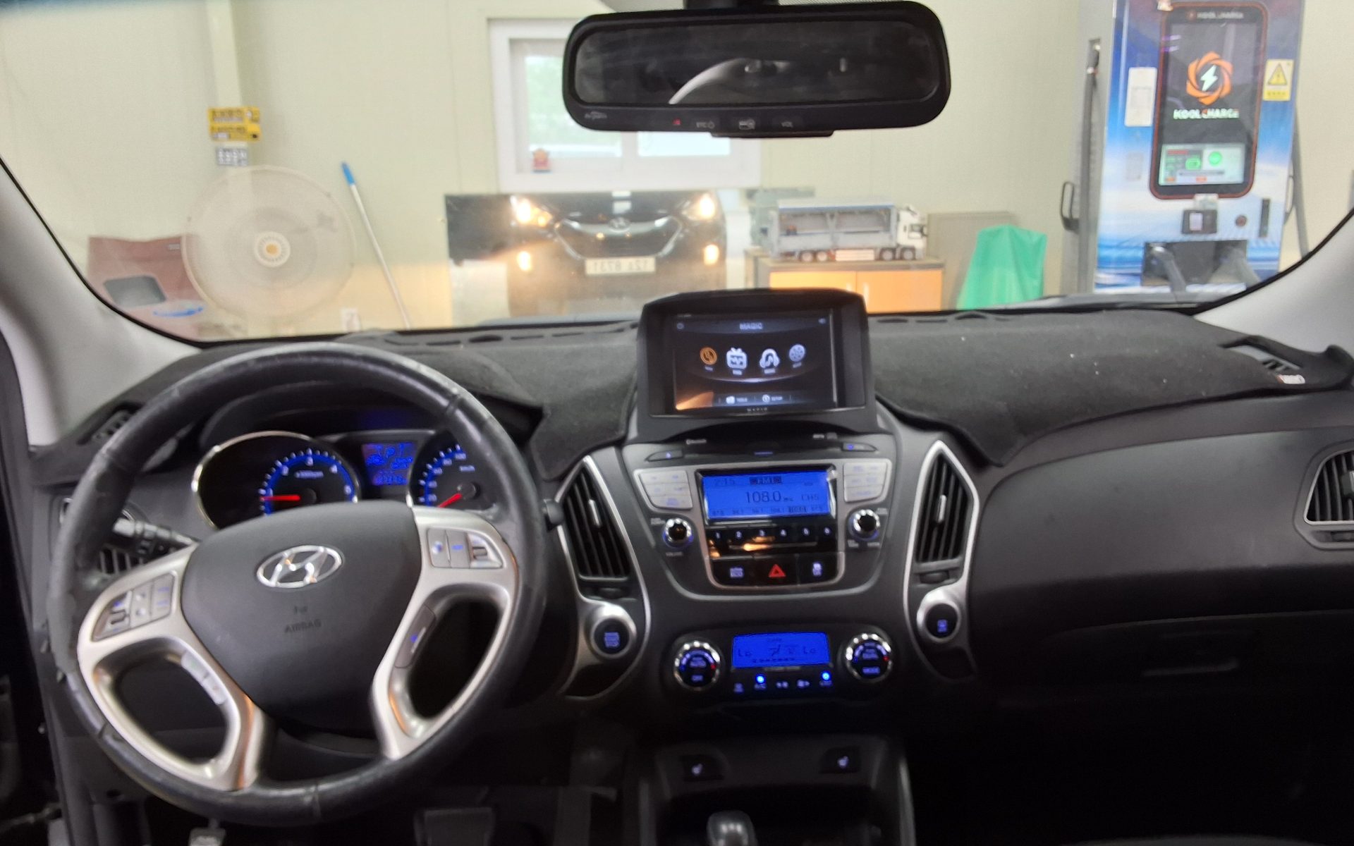 2012 - hyundai tucson