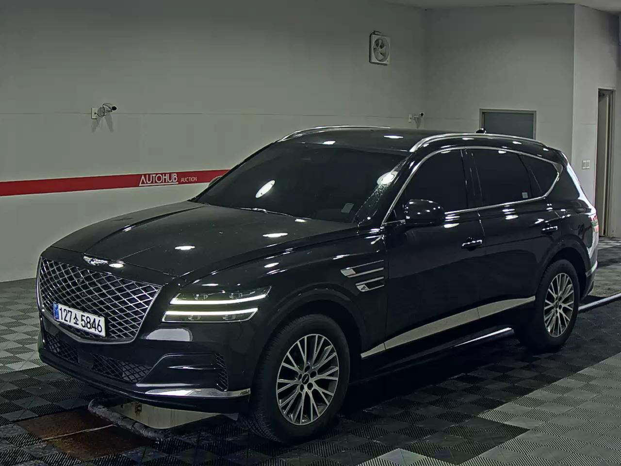 2021 - genesis gv80