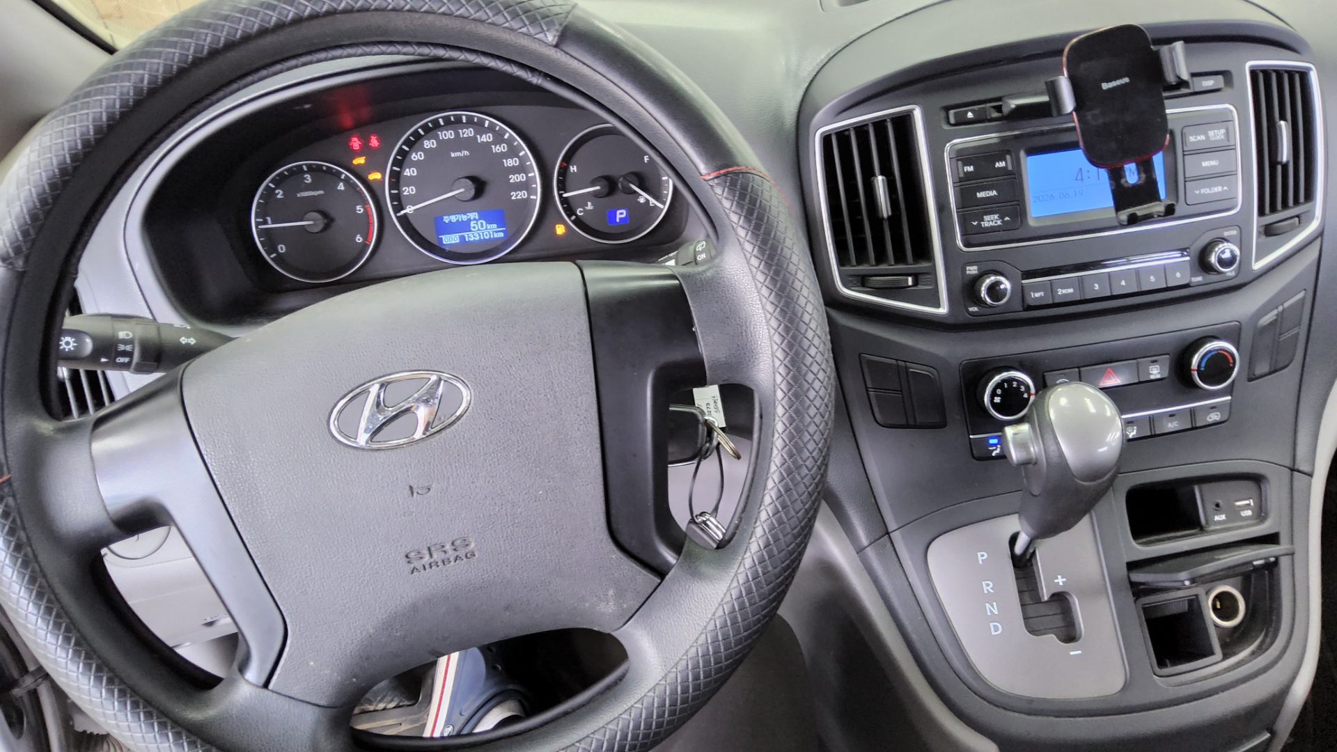 2021 - hyundai grand starex