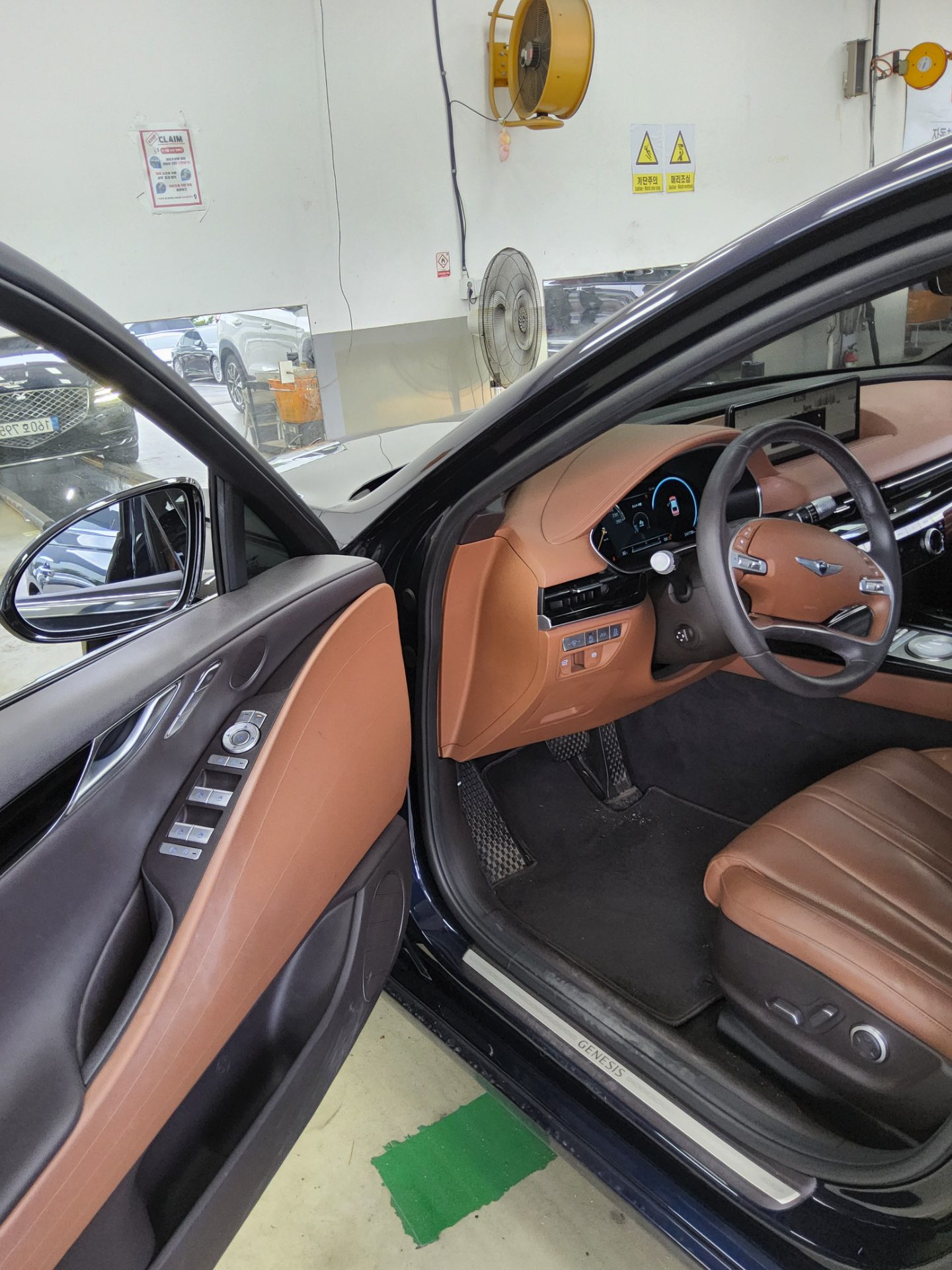 2021 - genesis g80