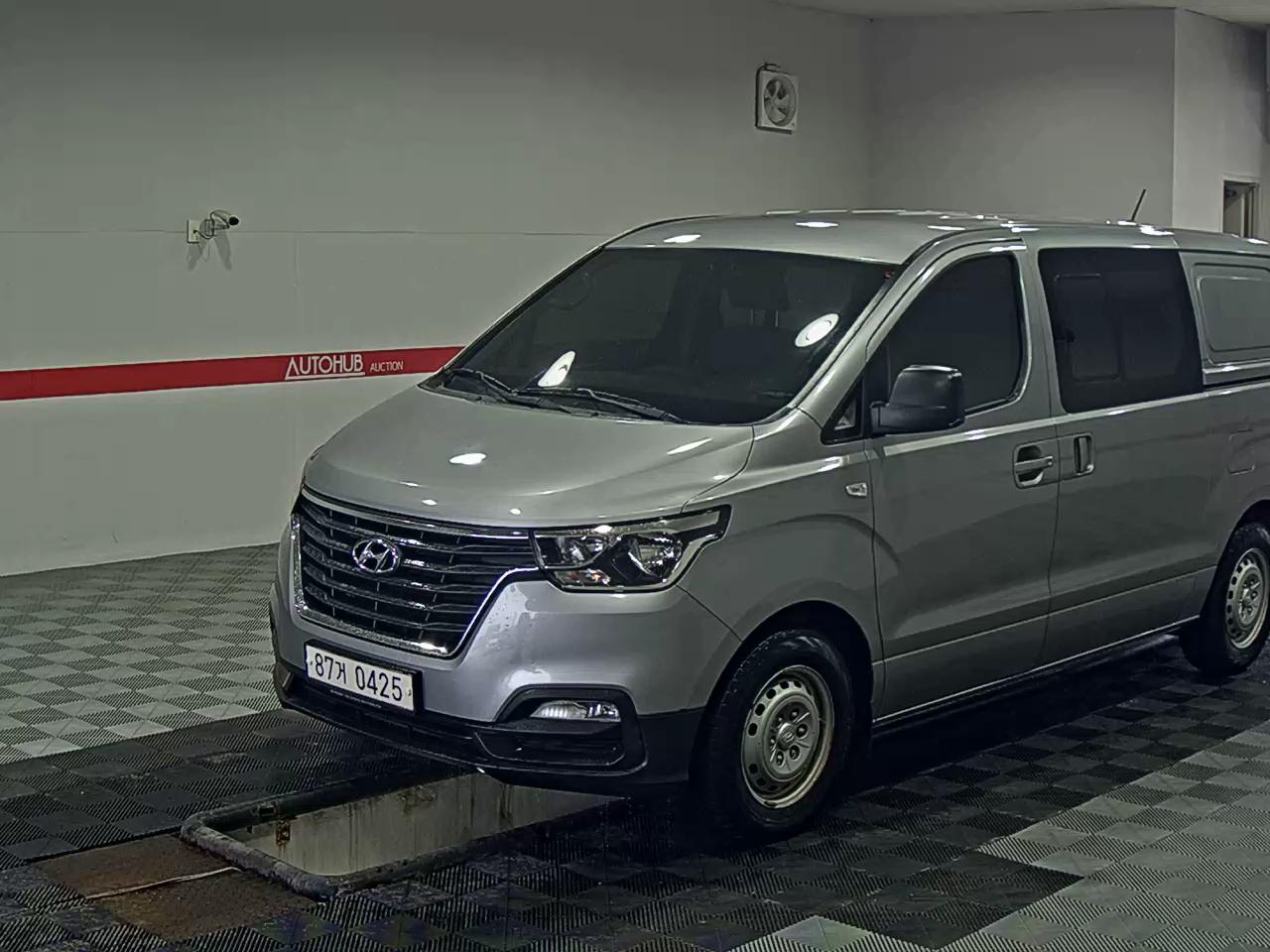 2021 - hyundai grand starex