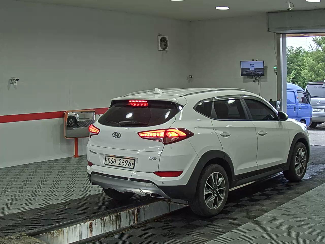 2018 - hyundai tucson