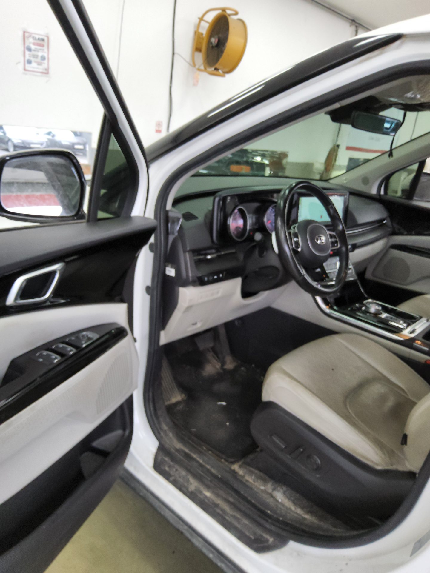 2021 - kia carnival