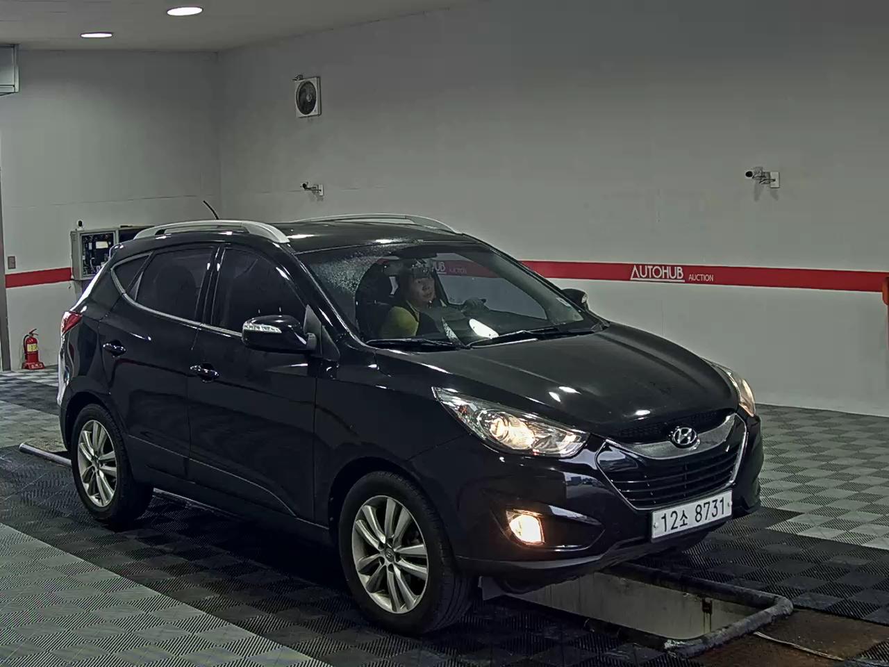 2012 - hyundai tucson