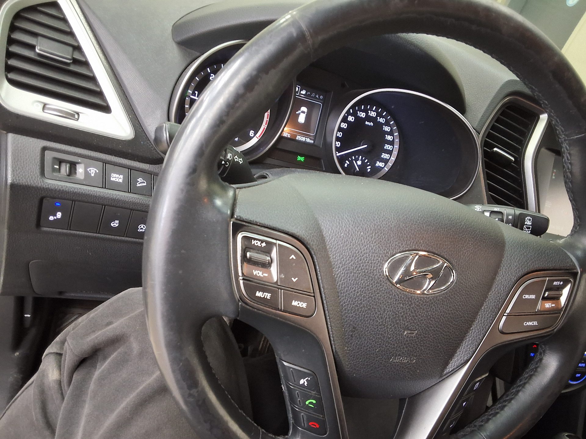 2018 - hyundai santa fe