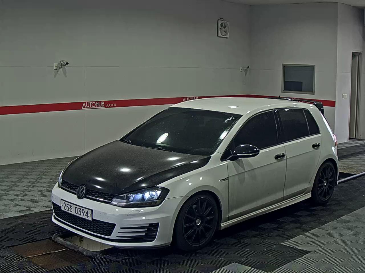 VOLKSWAGEN GOLF (7TH GEN) GTI