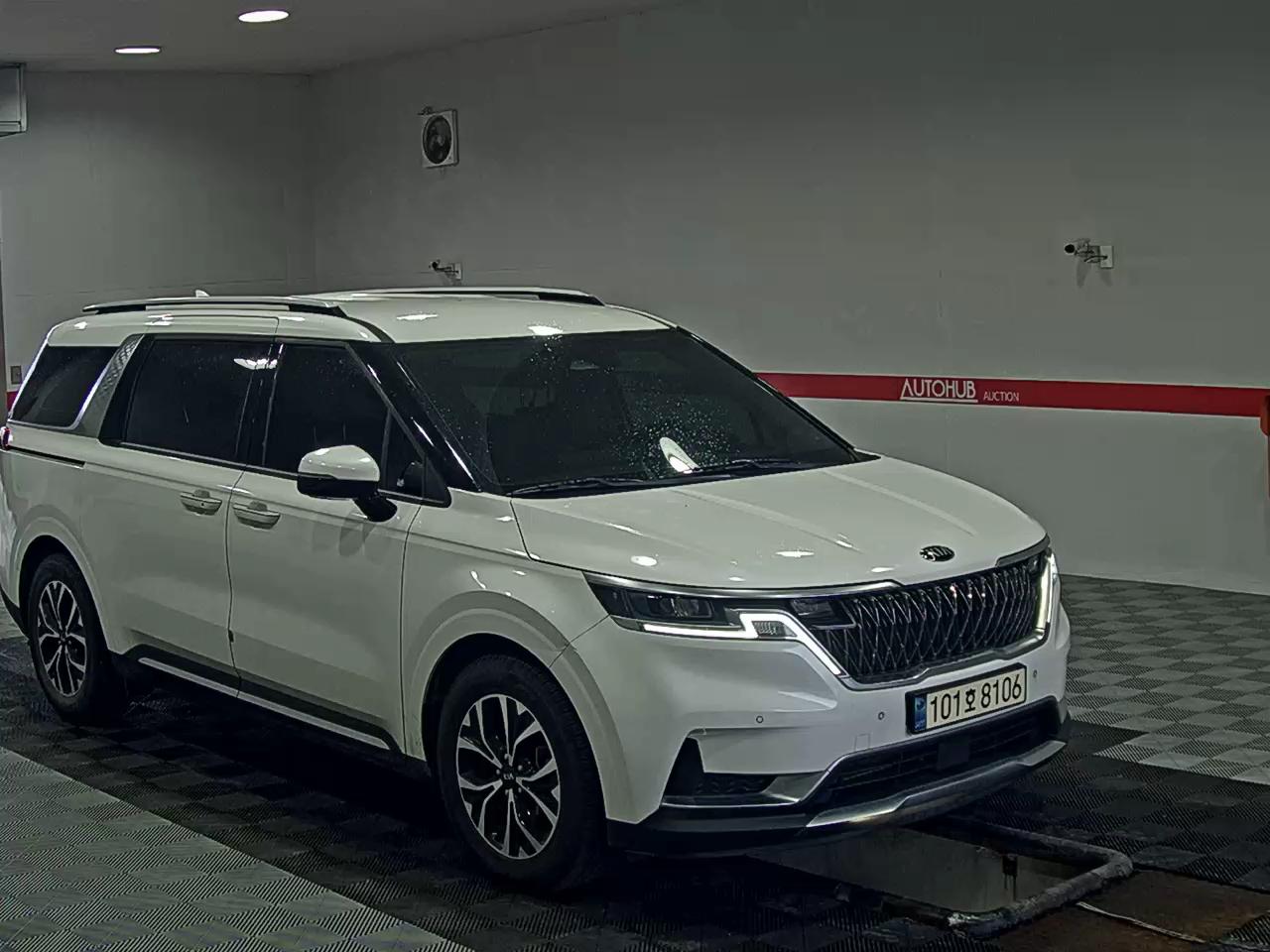 2021 - kia carnival