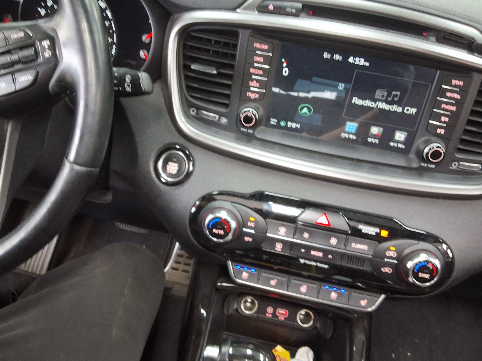 2016 - kia sorento