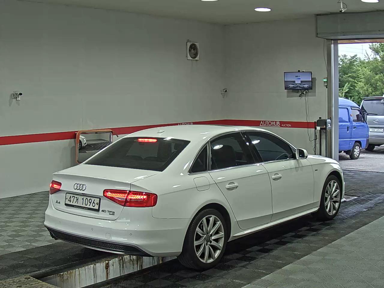 2015 - audi a4