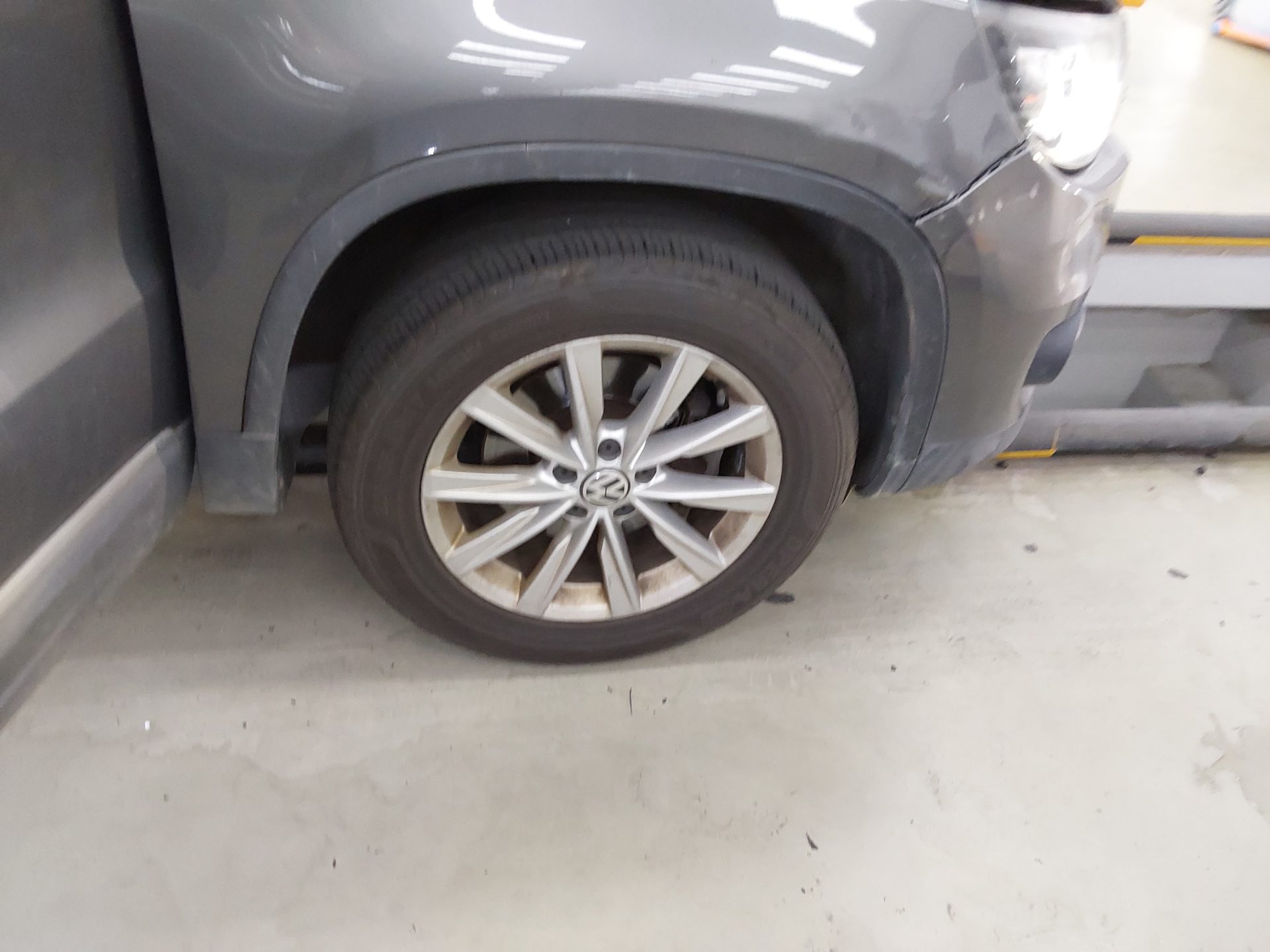 2014 - volkswagen tiguan