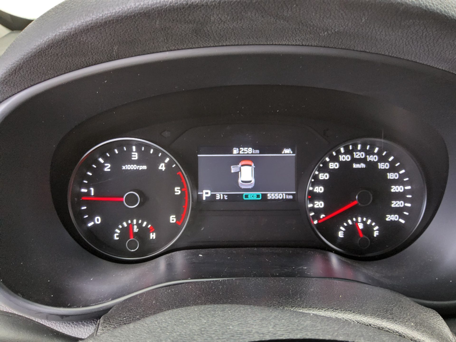 2021 - kia sportage