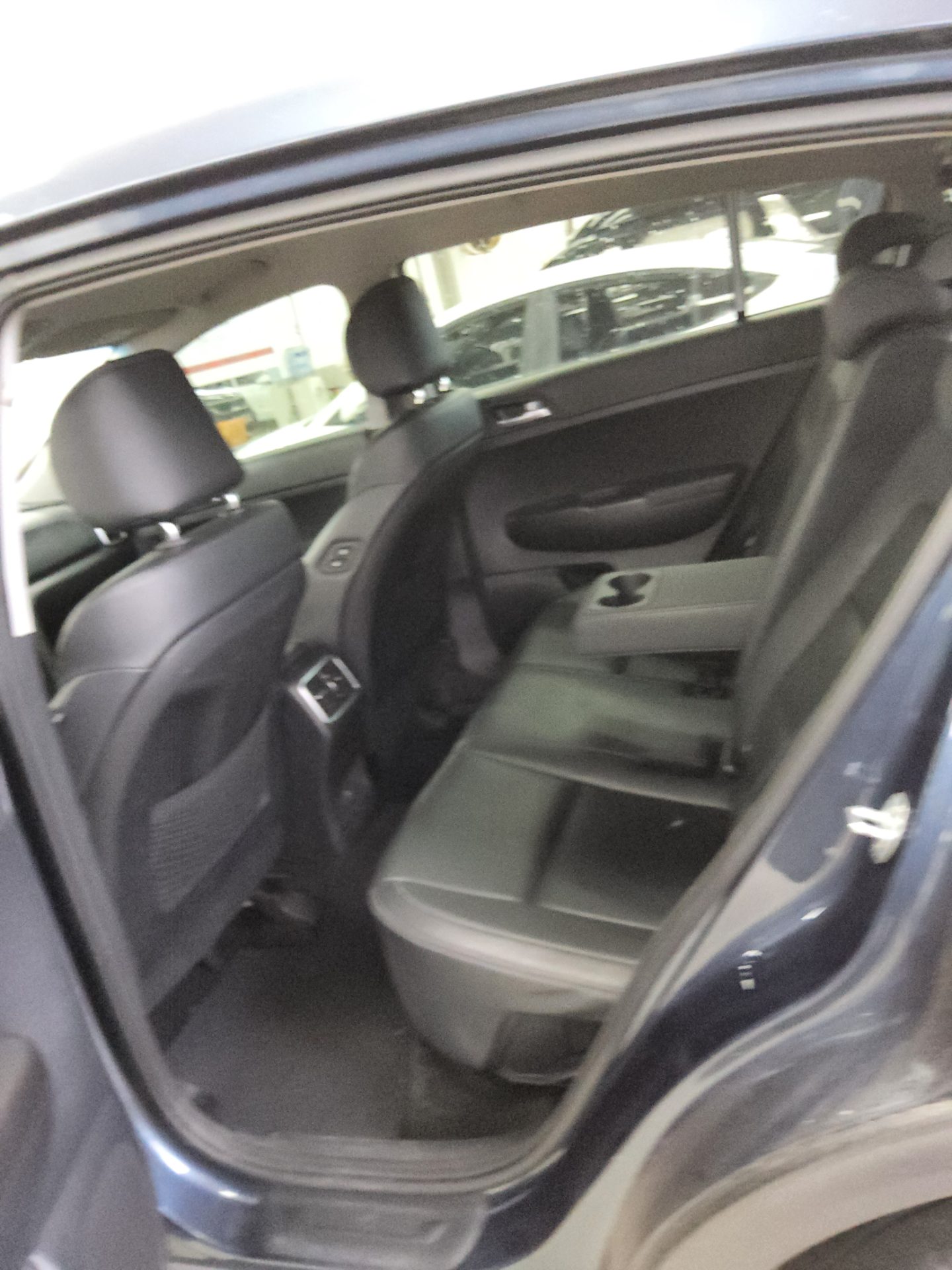 2021 - kia sportage