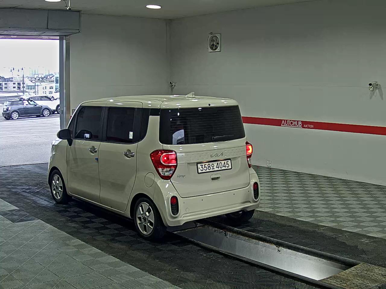 2022 - kia ray
