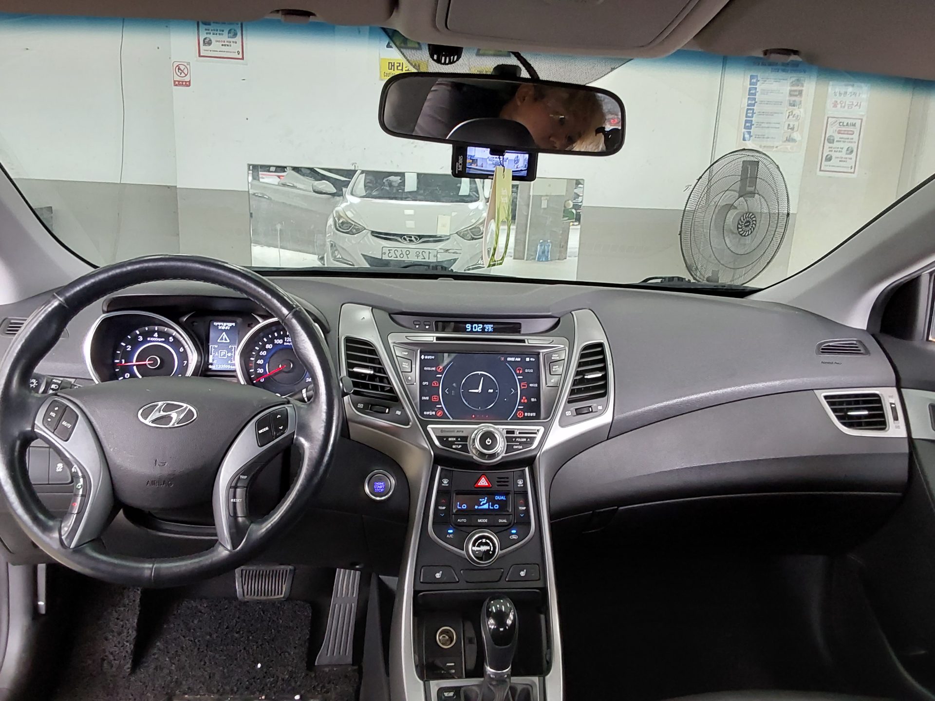 2016 - hyundai avante