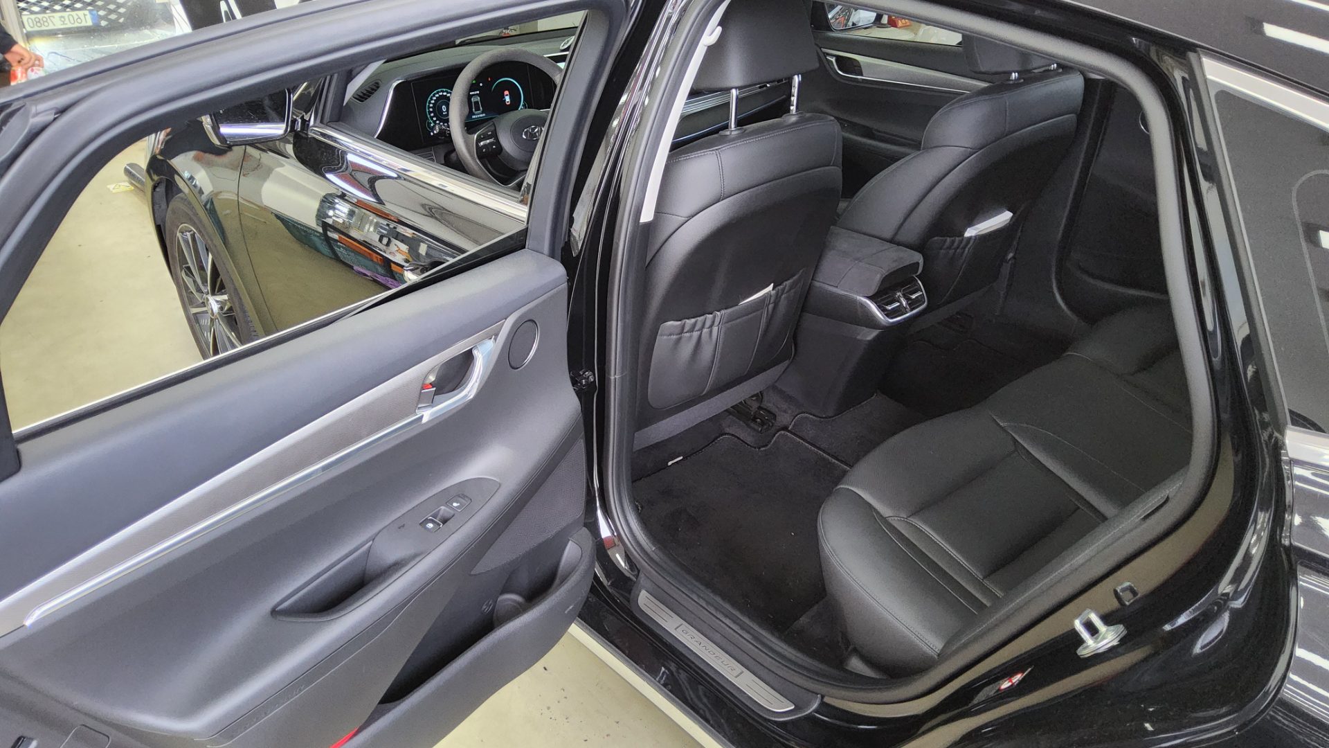 2022 - hyundai grandeur