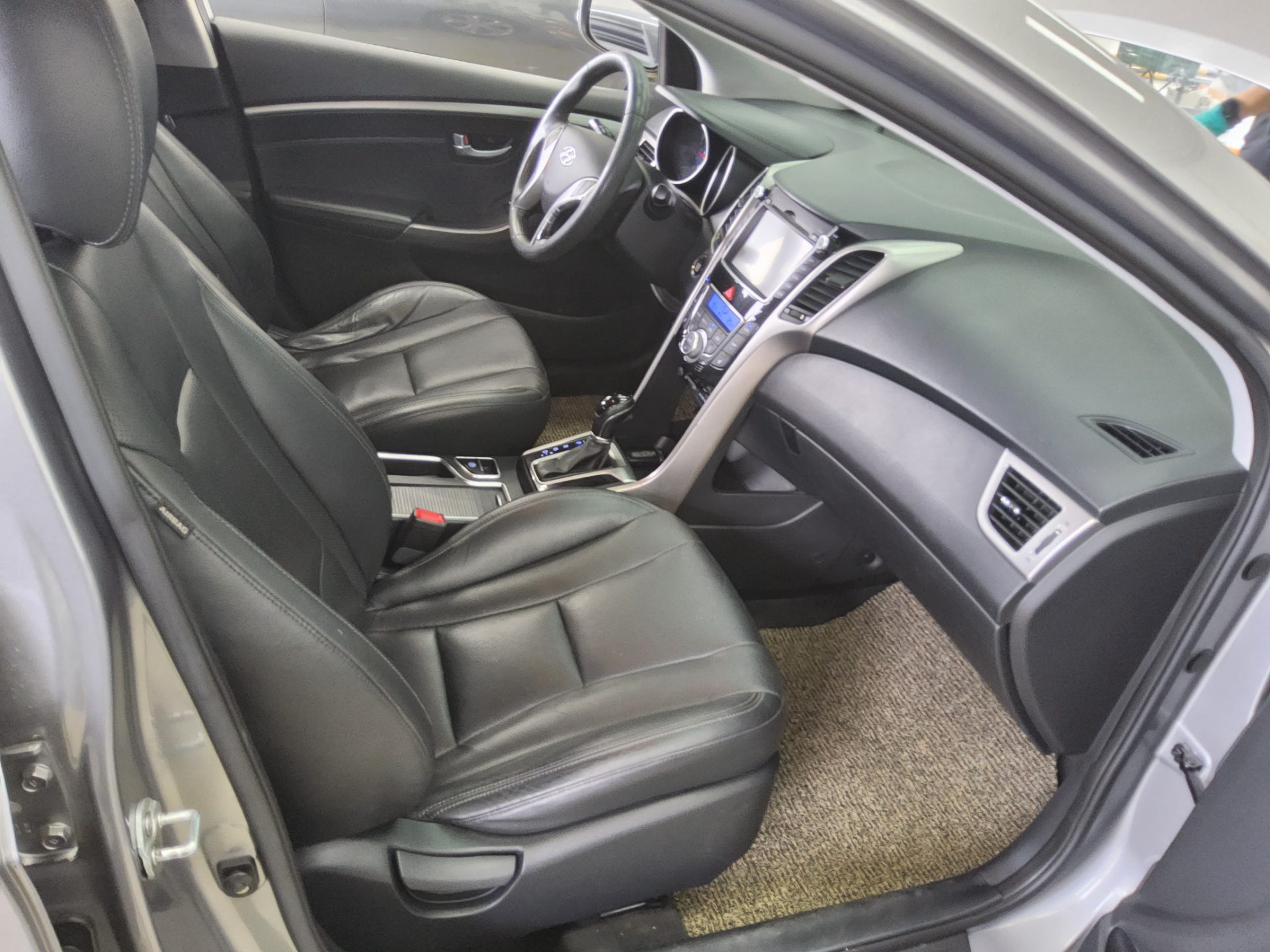 2012 - hyundai i30