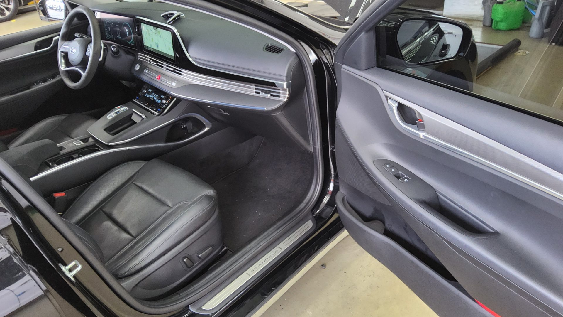 2022 - hyundai grandeur