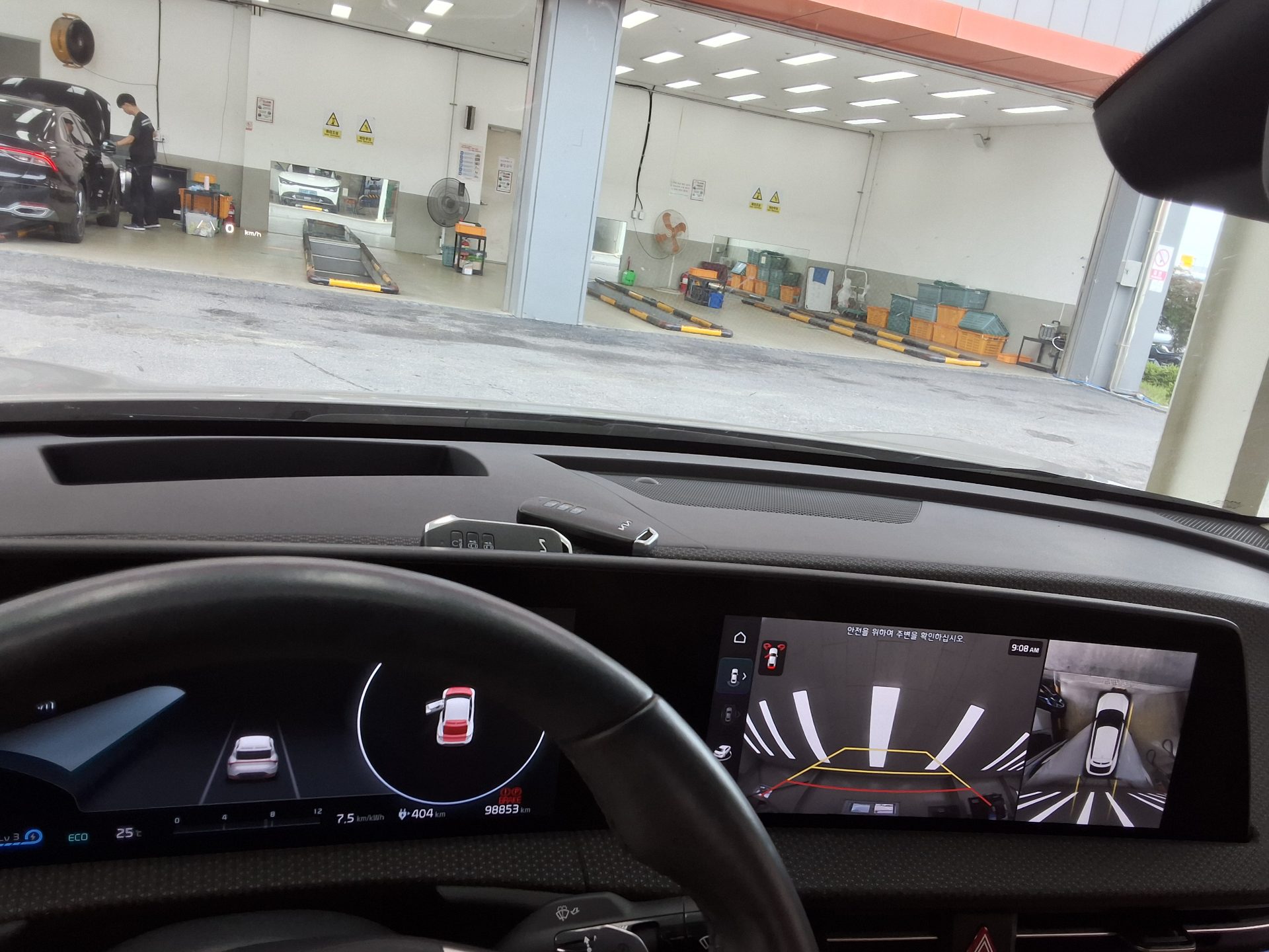 2022 - kia ev6