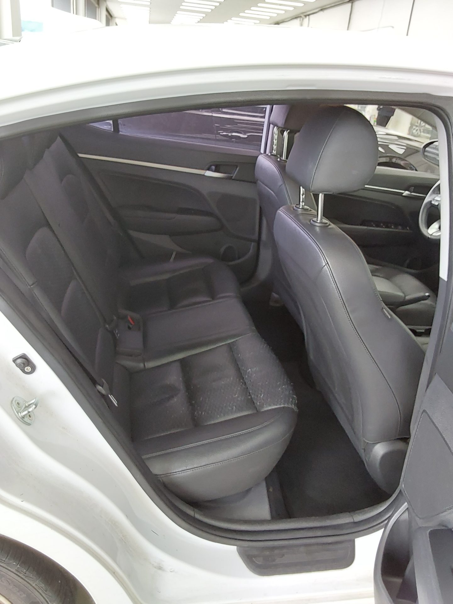 2019 - hyundai avante