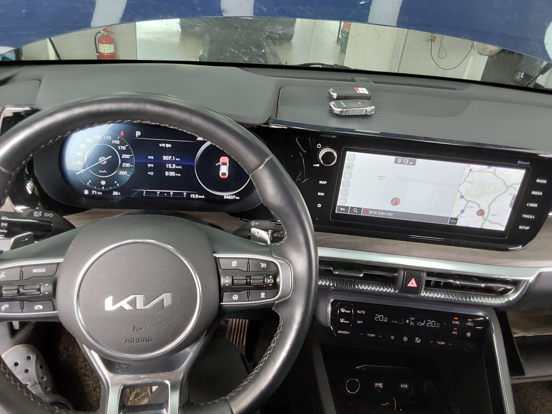 2023 - kia k5